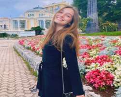 Carla is a great admirer of natural beauty and often shares her photographs alongside beautiful flowers on her Instagram